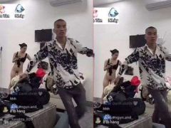 Long 9 Ngón Cố Tình Để Vợ Khoe Lồn Trên Tiktok Để Câu View