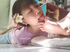 Clip Sex Hoàng Thuỳ Chi 2ka8 Muốn Sướng Mà Khổ Dâm Quá