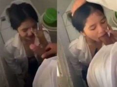 Học Sinh Trốn Trong Wc Rồi Làm Chuyện Người Lớn Không Tưởng