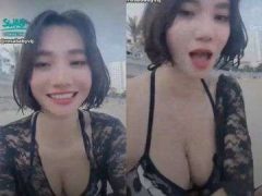Chị Gái Xinh Đẹp Bạo Gan Ra Bờ Biển Thủ Dâm Cực Hot